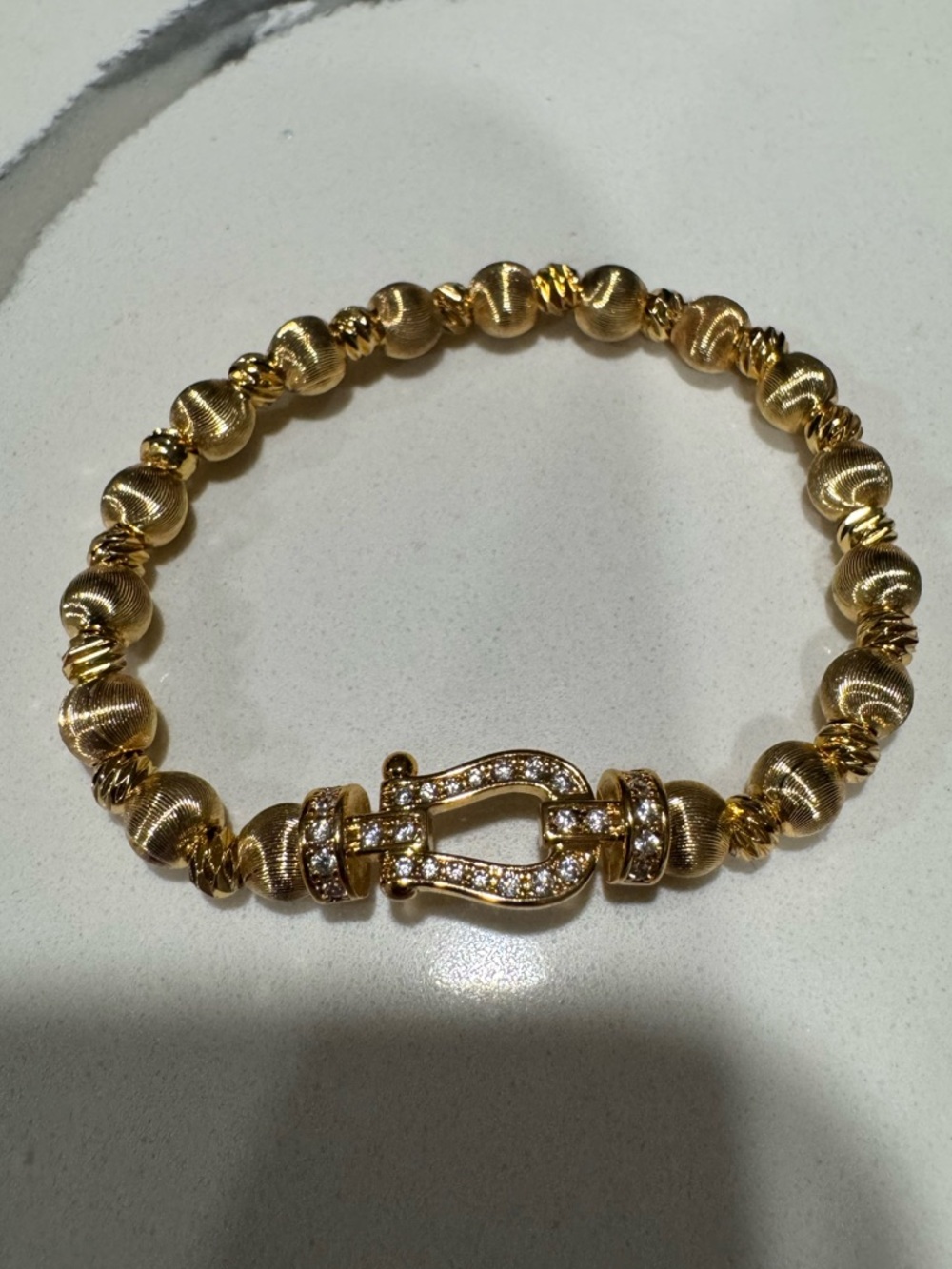 Gold plated Beaded Bracelet with horseshoe
